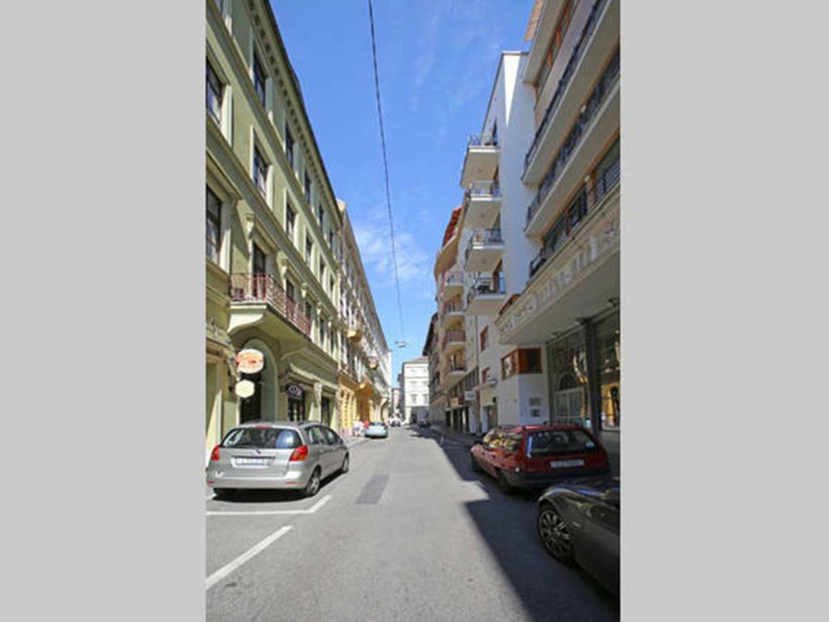 Downtown Garden Isle In Urban Style-Free Parking Daire Budapeşte Dış mekan fotoğraf